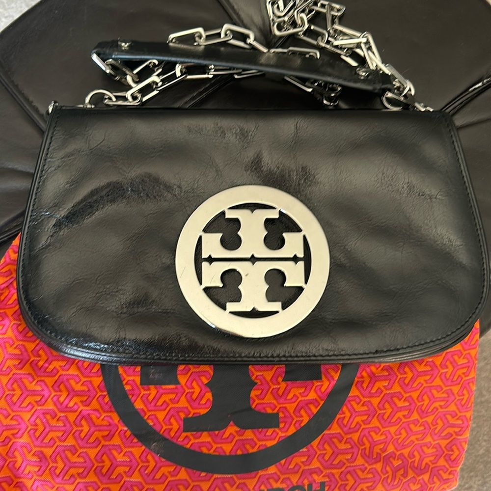 TORY BURCH RIVA CLUTCH